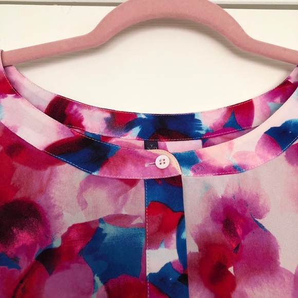 Floral top - Picture 3 of 5